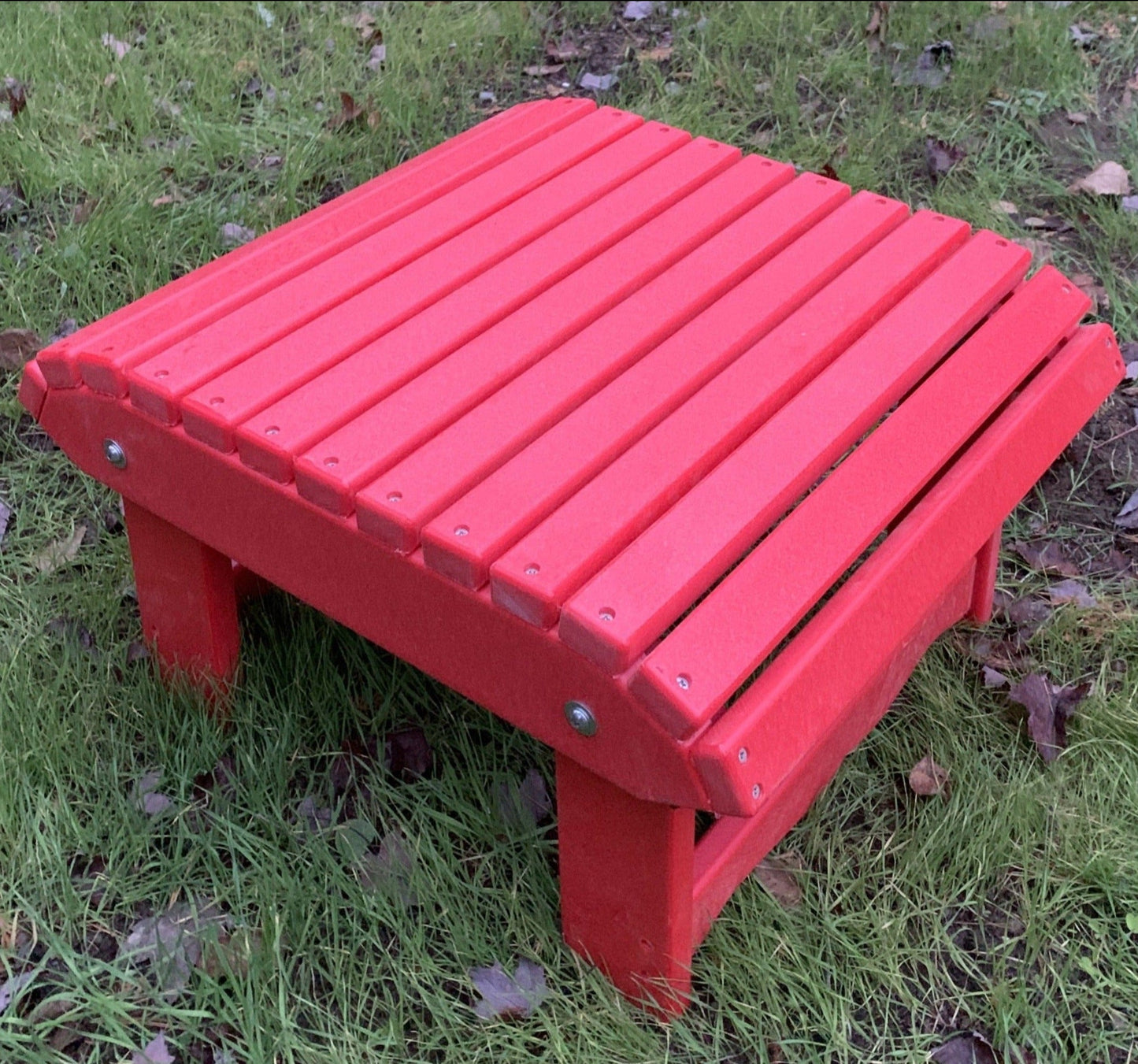 Poly-Luxe Plastic Classic  2-Position Ottoman