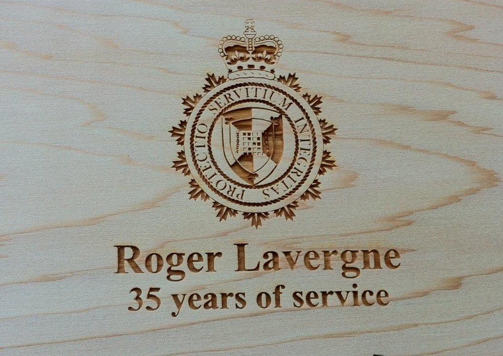 Tete-a-Tete Custom Laser Engraving - The Best Adirondack Chair Company